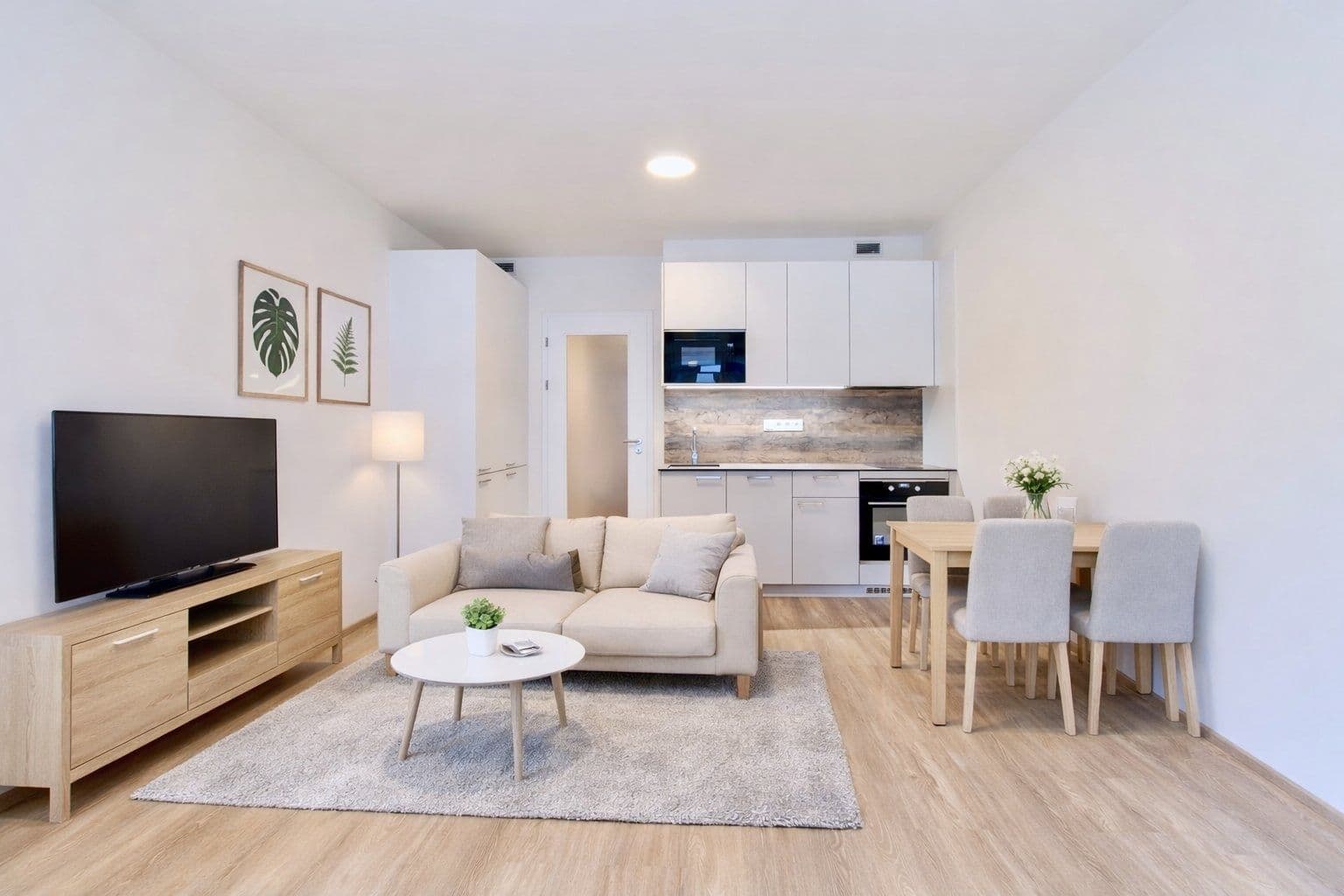 Prenájom bytu 1-izbový 30 m², Poděbradská, Praha, Praha Prenájom bytu 1-izbový 30 m², Poděbradská, Praha, Praha