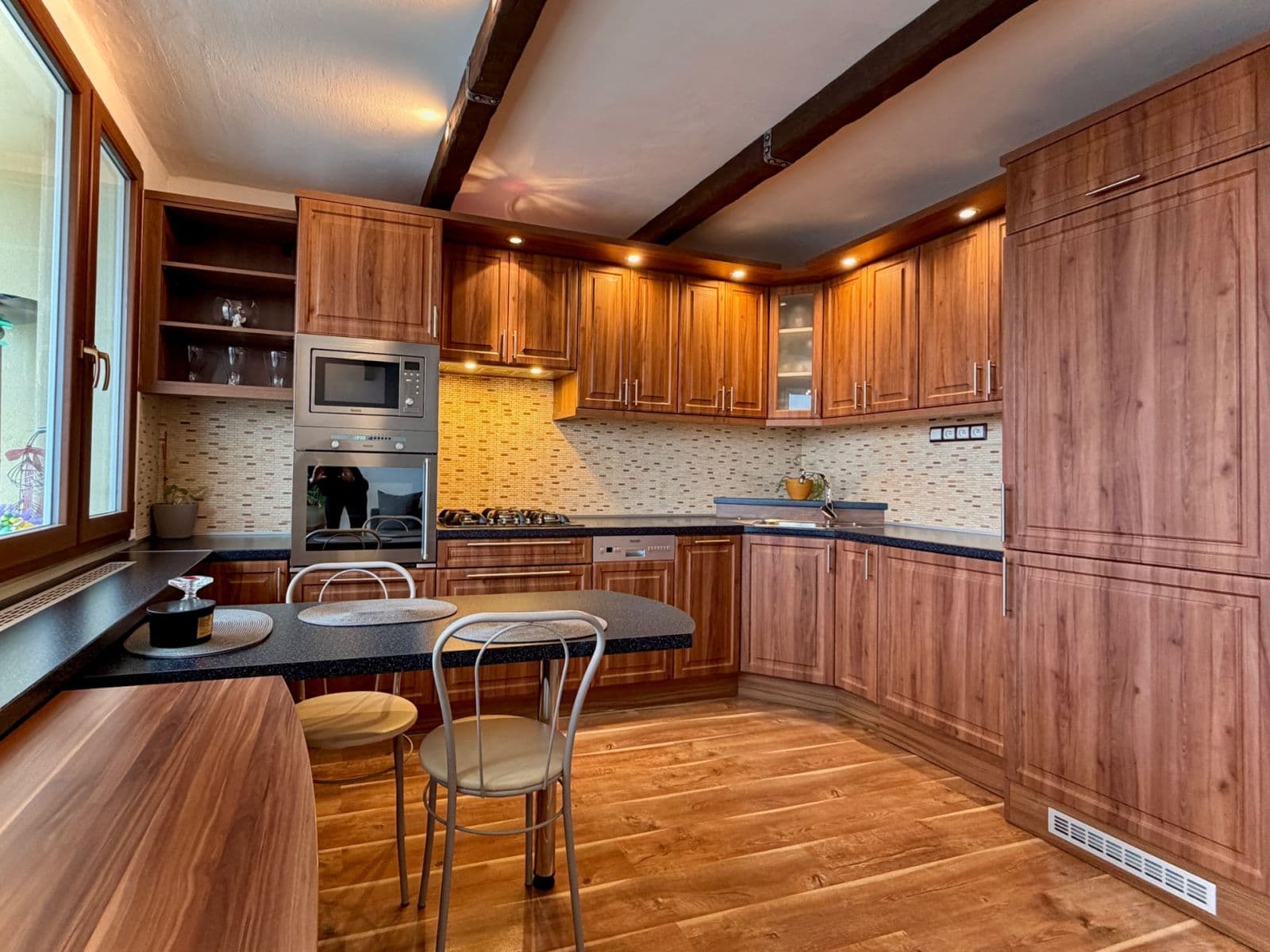 Predaj bytu 3-izbový 60 m², Litoměřická, Praha, Praha Predaj bytu 3-izbový 60 m², Litoměřická, Praha, Praha