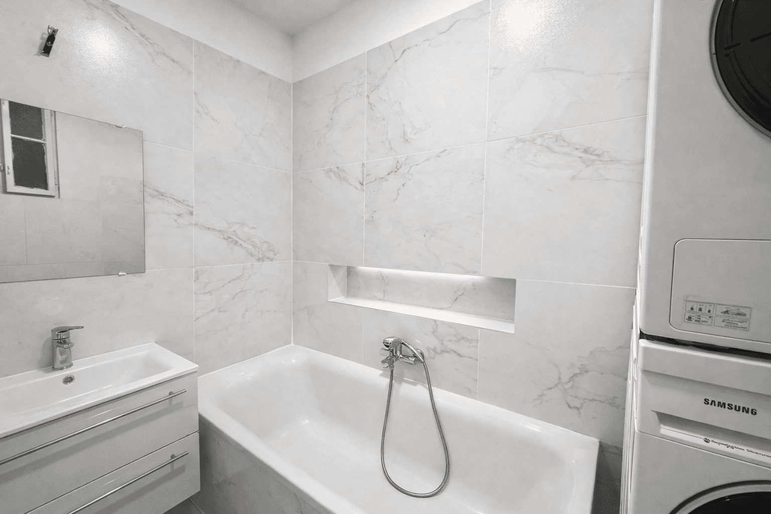 Predaj bytu 3-izbový 75 m², 5. května, Praha, Praha Predaj bytu 3-izbový 75 m², 5. května, Praha, Praha