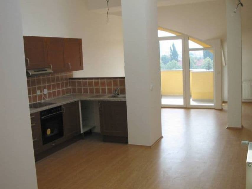 Prenájom bytu 2-izbový 91 m², Černokostelecká, Praha, Praha Prenájom bytu 2-izbový 91 m², Černokostelecká, Praha, Praha