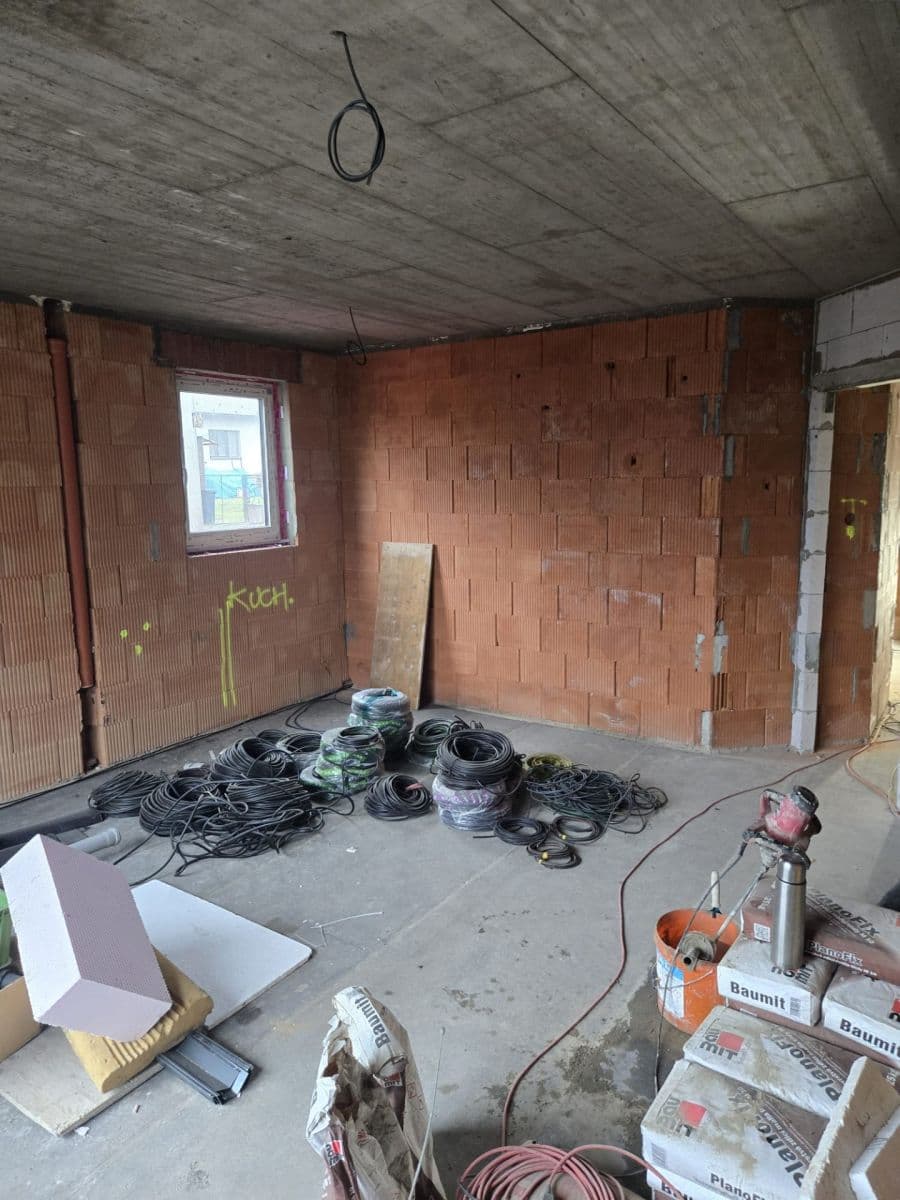 Predaj bytu 3-izbový 82 m², Šternberská, Divišov, Středočeský kraj Predaj bytu 3-izbový 82 m², Šternberská, Divišov, Středočeský kraj