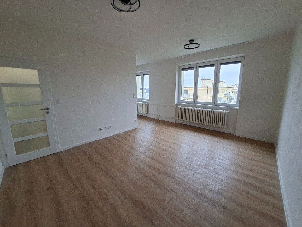 Prenájom bytu 2-izbový 52 m², Poděbradská, Praha, Praha Prenájom bytu 2-izbový 52 m², Poděbradská, Praha, Praha