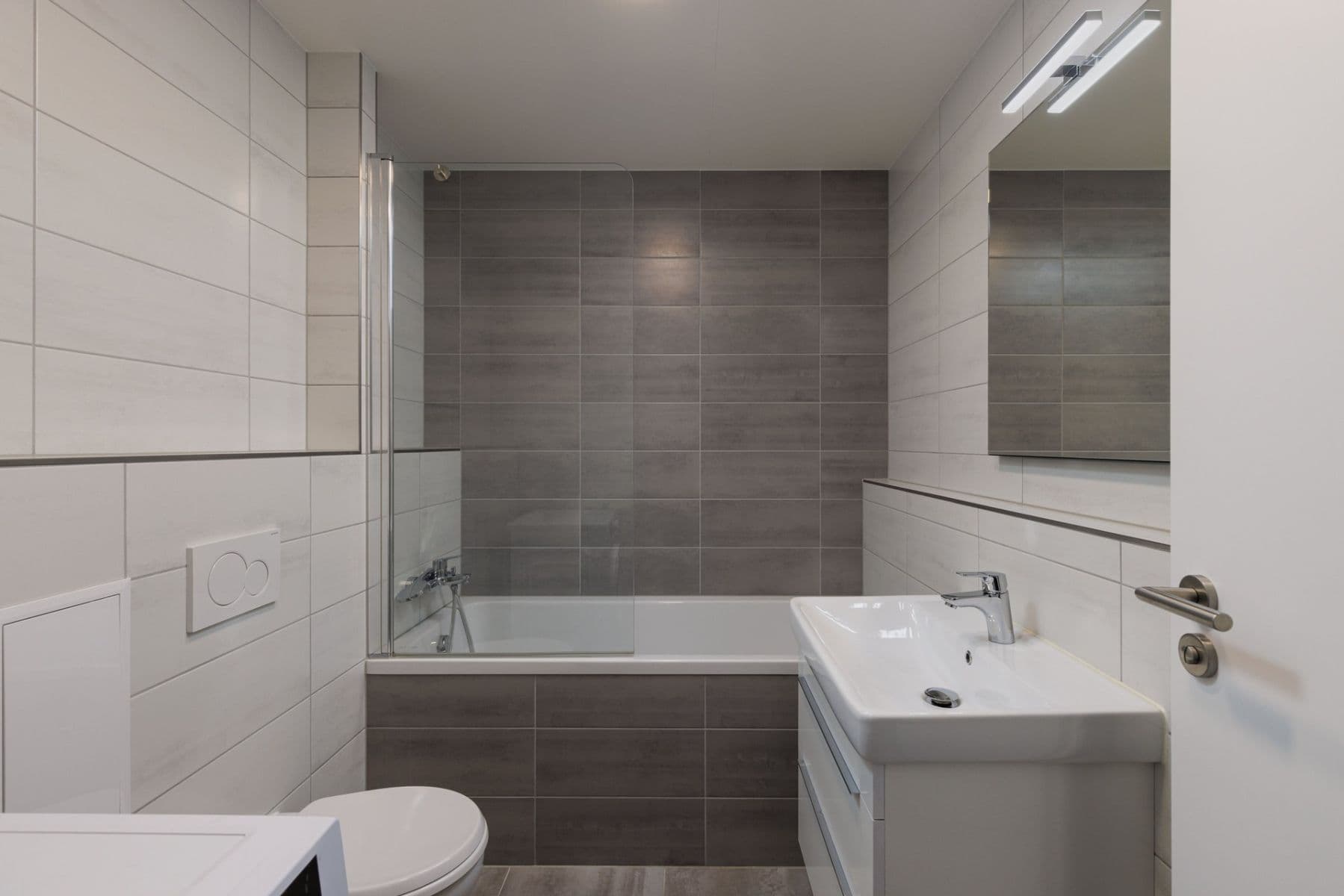 Prenájom bytu 1-izbový 36 m², Za černým mostem, Praha, Praha Prenájom bytu 1-izbový 36 m², Za černým mostem, Praha, Praha