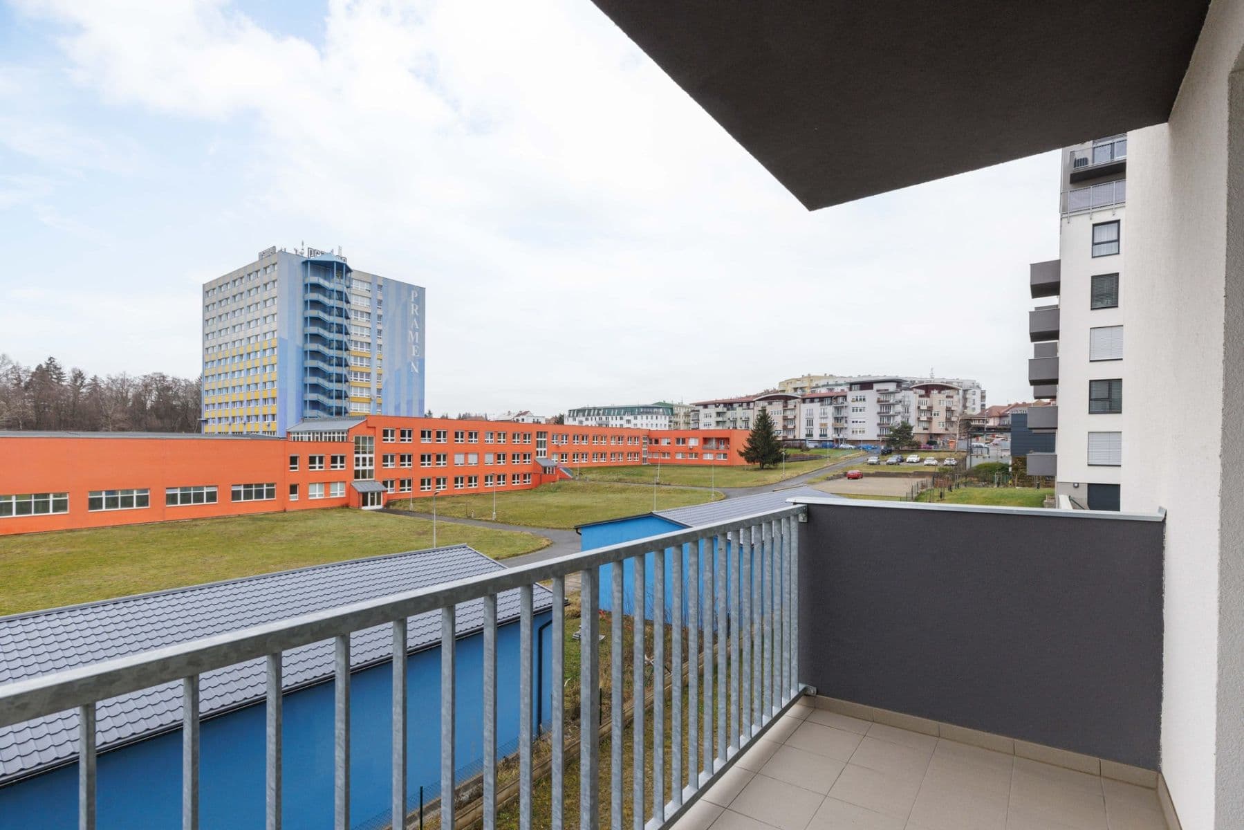 Prenájom bytu 1-izbový 36 m², Za černým mostem, Praha, Praha Prenájom bytu 1-izbový 36 m², Za černým mostem, Praha, Praha