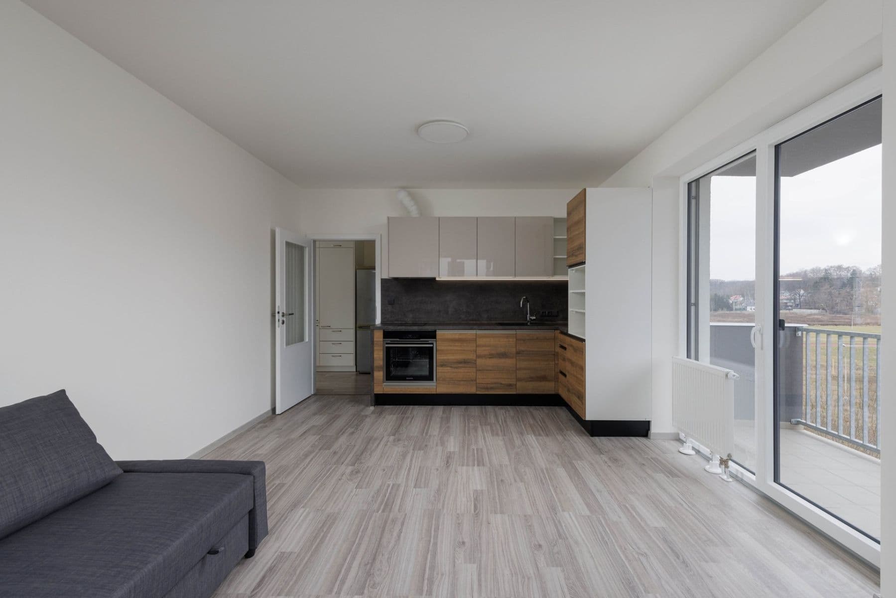 Prenájom bytu 1-izbový 36 m², Za černým mostem, Praha, Praha Prenájom bytu 1-izbový 36 m², Za černým mostem, Praha, Praha