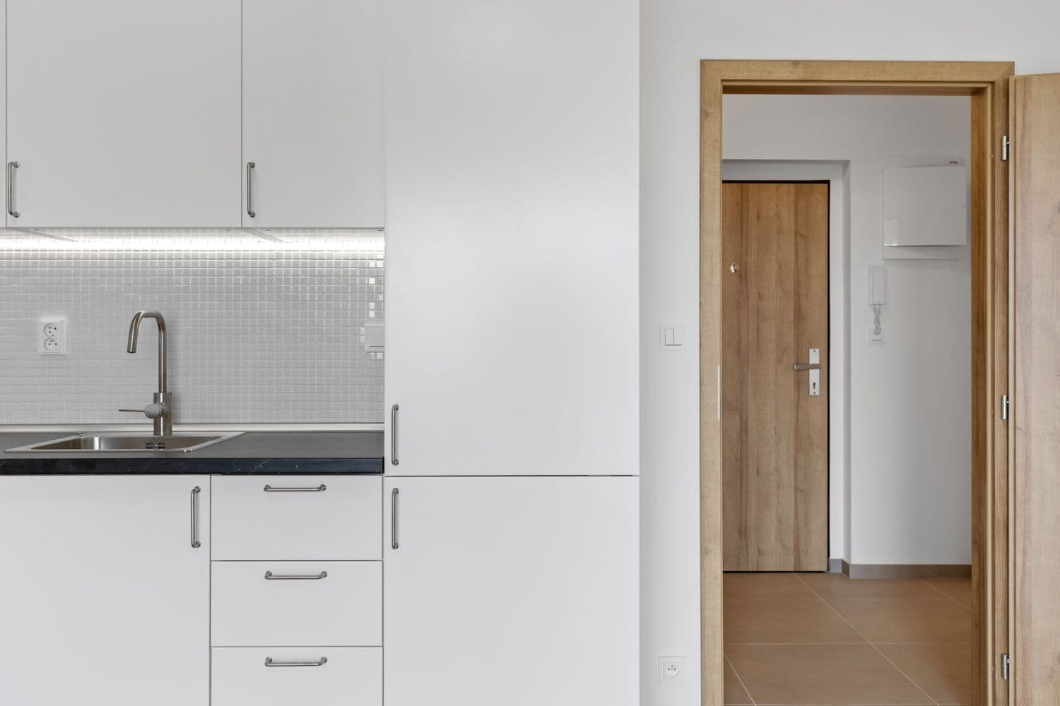 Prenájom bytu 1-izbový 32 m², Klapálkova, Praha, Praha Prenájom bytu 1-izbový 32 m², Klapálkova, Praha, Praha