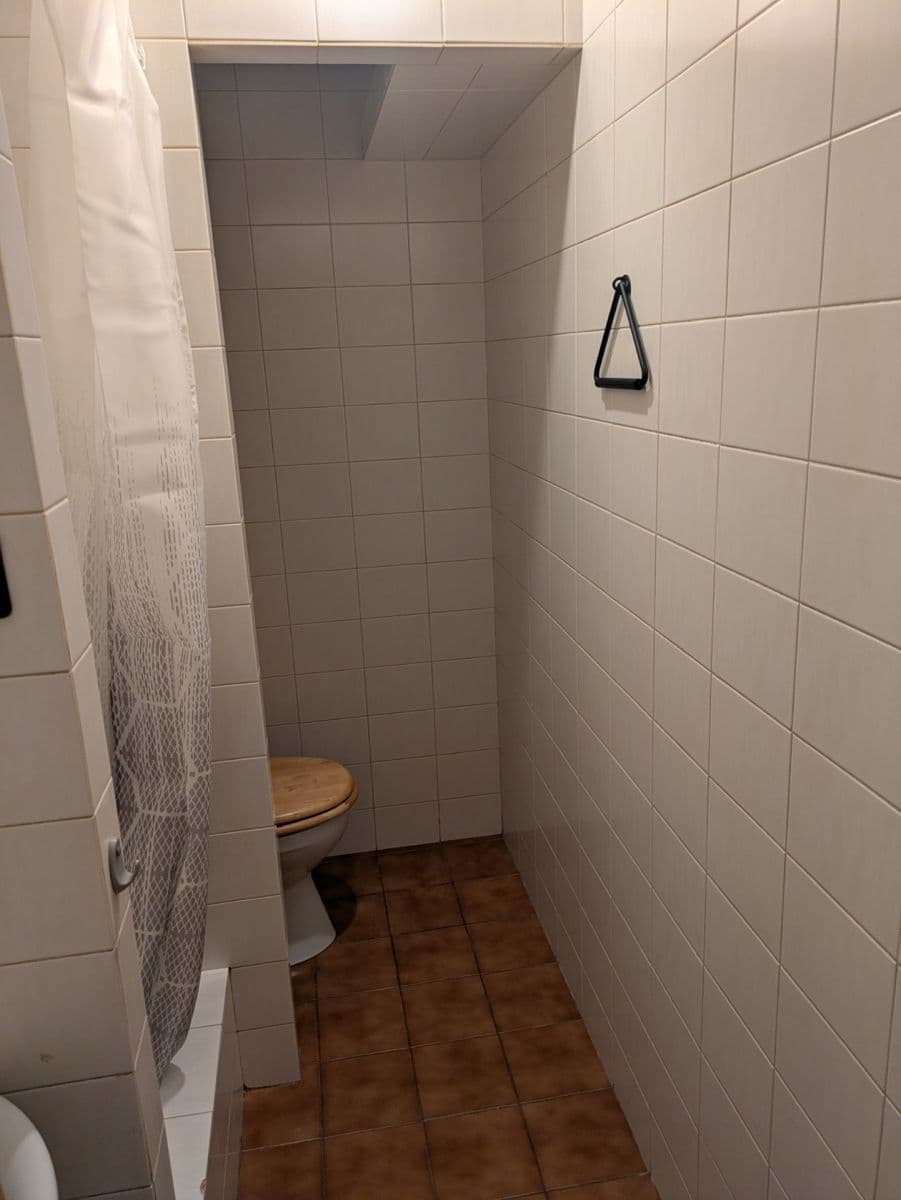 Prenájom bytu 1-izbový 27 m², Na Groši, Praha, Praha Prenájom bytu 1-izbový 27 m², Na Groši, Praha, Praha