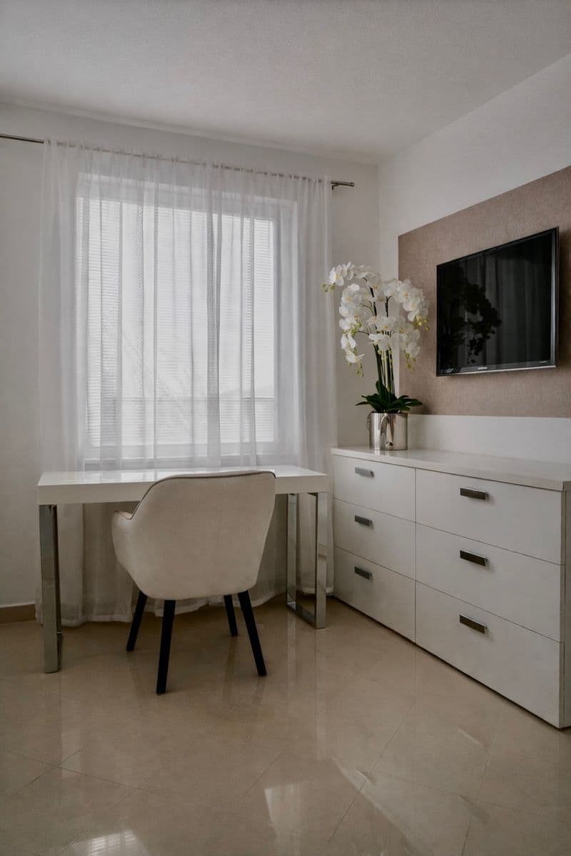 Prenájom bytu 2-izbový 130 m², Pančochy, Modřice, Jihomoravský kraj Prenájom bytu 2-izbový 130 m², Pančochy, Modřice, Jihomoravský kraj