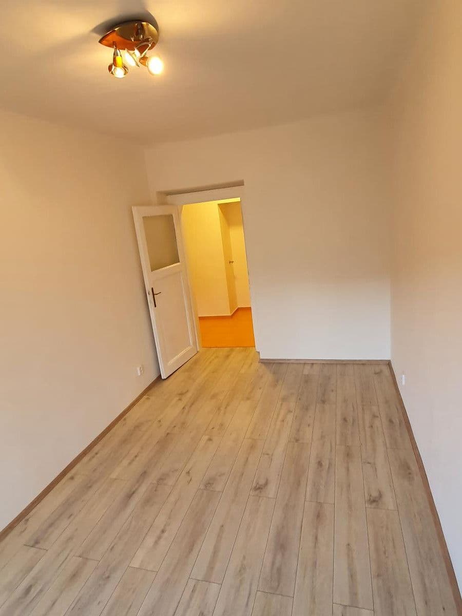 Prenájom bytu 1-izbový 45 m², Kralická, Praha, Praha Prenájom bytu 1-izbový 45 m², Kralická, Praha, Praha