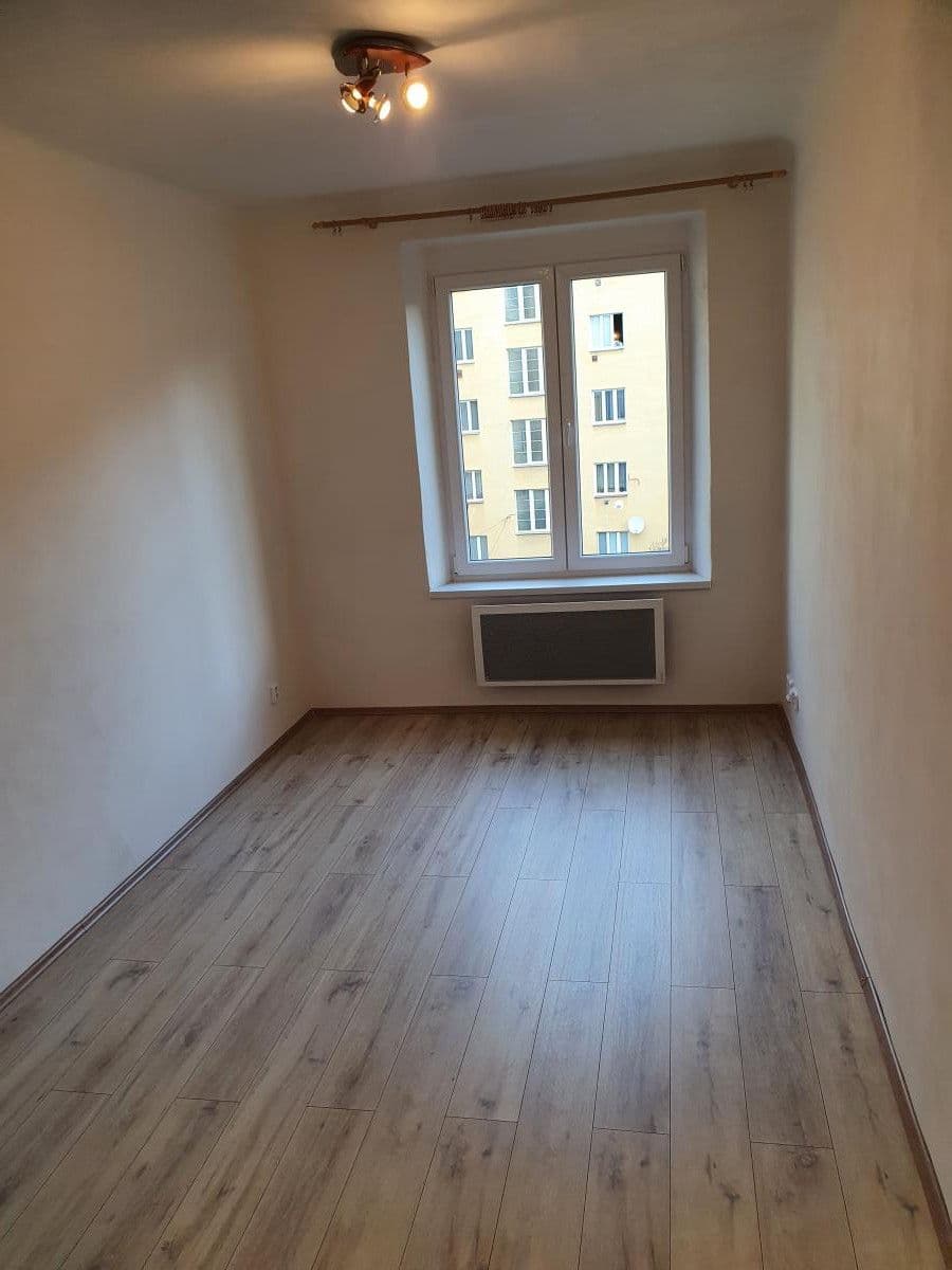 Prenájom bytu 1-izbový 45 m², Kralická, Praha, Praha Prenájom bytu 1-izbový 45 m², Kralická, Praha, Praha