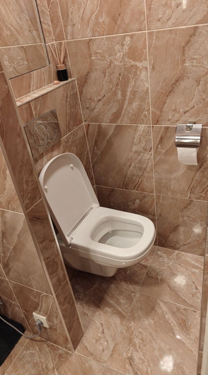 Prenájom bytu 1-izbový 32 m², Jabloňová, Praha, Praha Prenájom bytu 1-izbový 32 m², Jabloňová, Praha, Praha