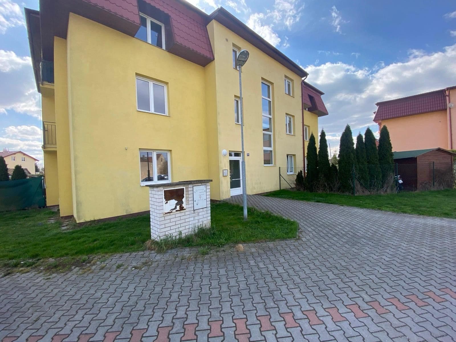 Prenájom bytu 1-izbový 40 m², Vilová, Jirny, Středočeský kraj Prenájom bytu 1-izbový 40 m², Vilová, Jirny, Středočeský kraj