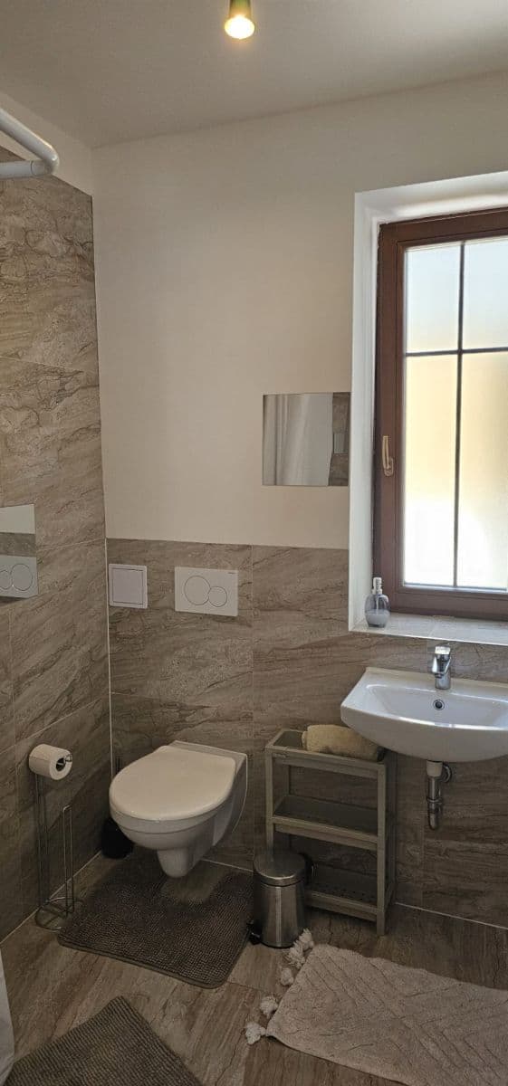 Prenájom bytu 1-izbový 28 m², Na Cikánce, Praha, Praha Prenájom bytu 1-izbový 28 m², Na Cikánce, Praha, Praha