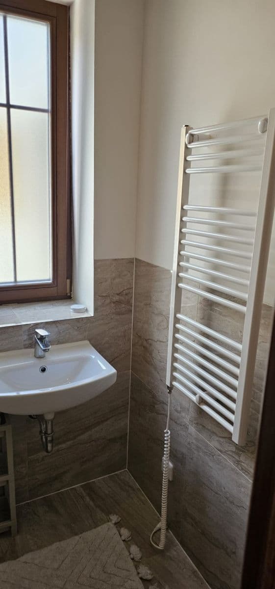 Prenájom bytu 1-izbový 28 m², Na Cikánce, Praha, Praha Prenájom bytu 1-izbový 28 m², Na Cikánce, Praha, Praha