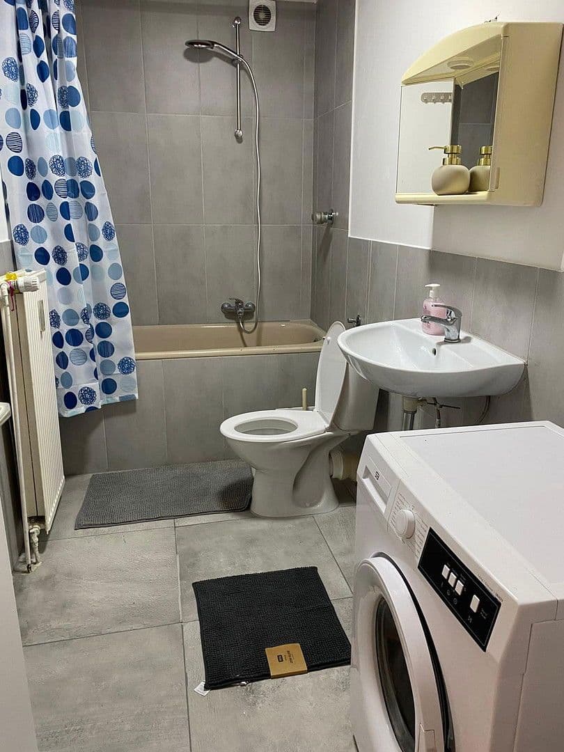 Predaj domu 385 m², pozemek 310 m², Papiermühlenstraße 6, Duisburg, Severné Porýnie - Westfálsko Predaj domu 385 m², pozemek 310 m², Papiermühlenstraße 6, Duisburg, Severné Porýnie - Westfálsko