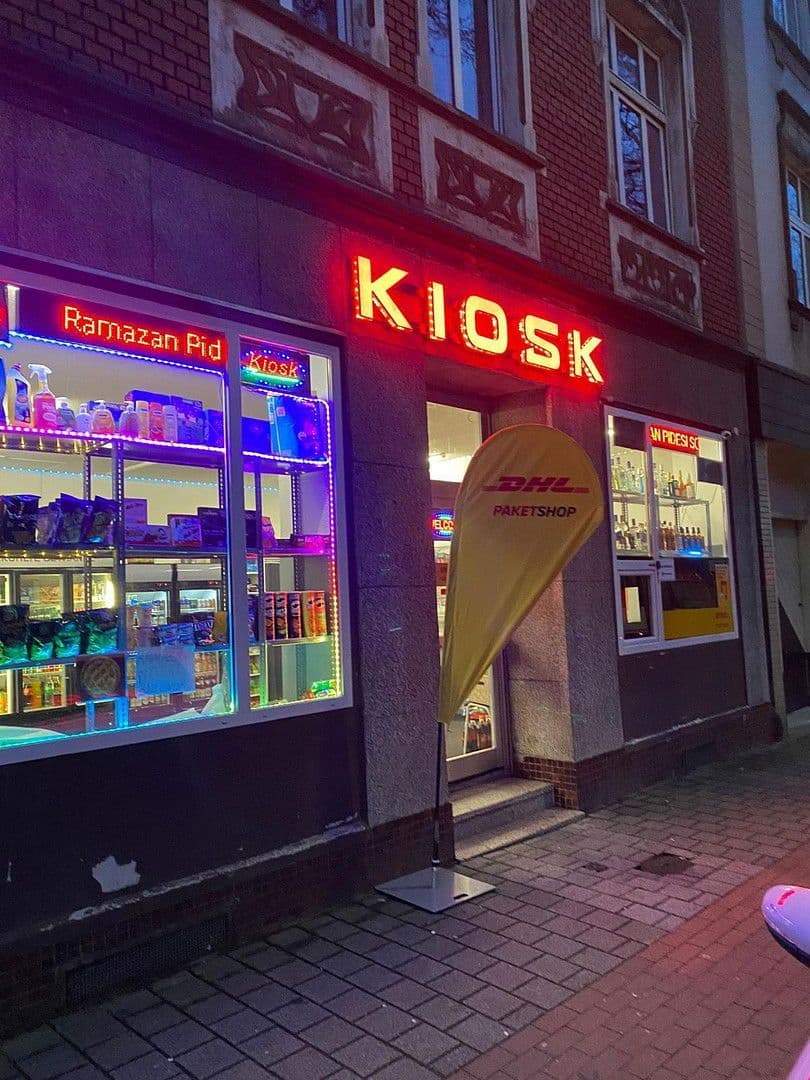 Predaj domu 385 m², pozemek 310 m², Papiermühlenstraße 6, Duisburg, Severné Porýnie - Westfálsko Predaj domu 385 m², pozemek 310 m², Papiermühlenstraße 6, Duisburg, Severné Porýnie - Westfálsko