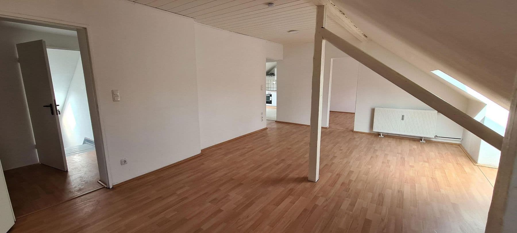 Predaj domu 385 m², pozemek 310 m², Papiermühlenstraße 6, Duisburg, Severné Porýnie - Westfálsko Predaj domu 385 m², pozemek 310 m², Papiermühlenstraße 6, Duisburg, Severné Porýnie - Westfálsko