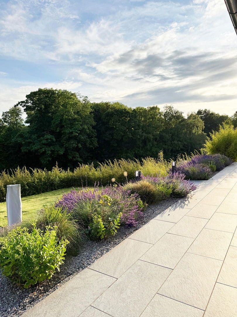 Predaj domu 226 m², pozemek 952 m², Bilshausen, Dolné Sasko Predaj domu 226 m², pozemek 952 m², Bilshausen, Dolné Sasko