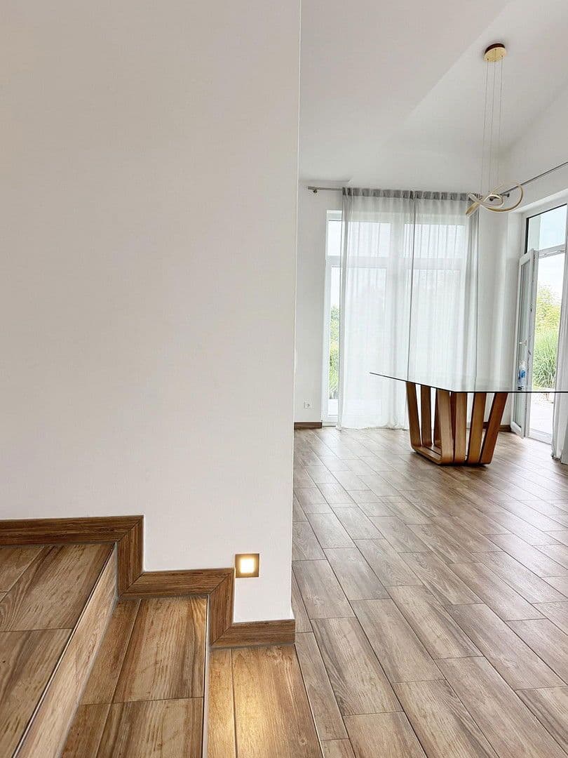 Predaj domu 226 m², pozemek 952 m², Bilshausen, Dolné Sasko Predaj domu 226 m², pozemek 952 m², Bilshausen, Dolné Sasko