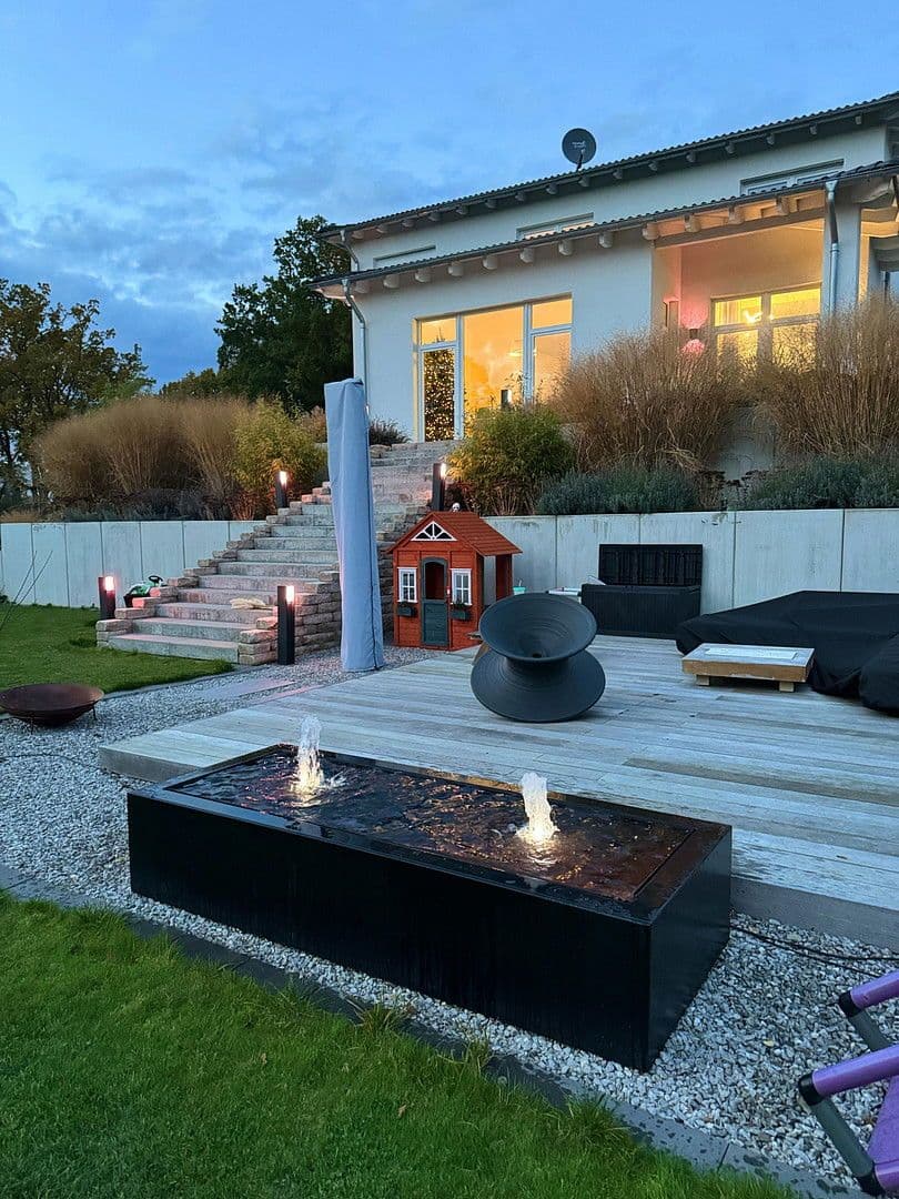 Predaj domu 226 m², pozemek 952 m², Bilshausen, Dolné Sasko Predaj domu 226 m², pozemek 952 m², Bilshausen, Dolné Sasko