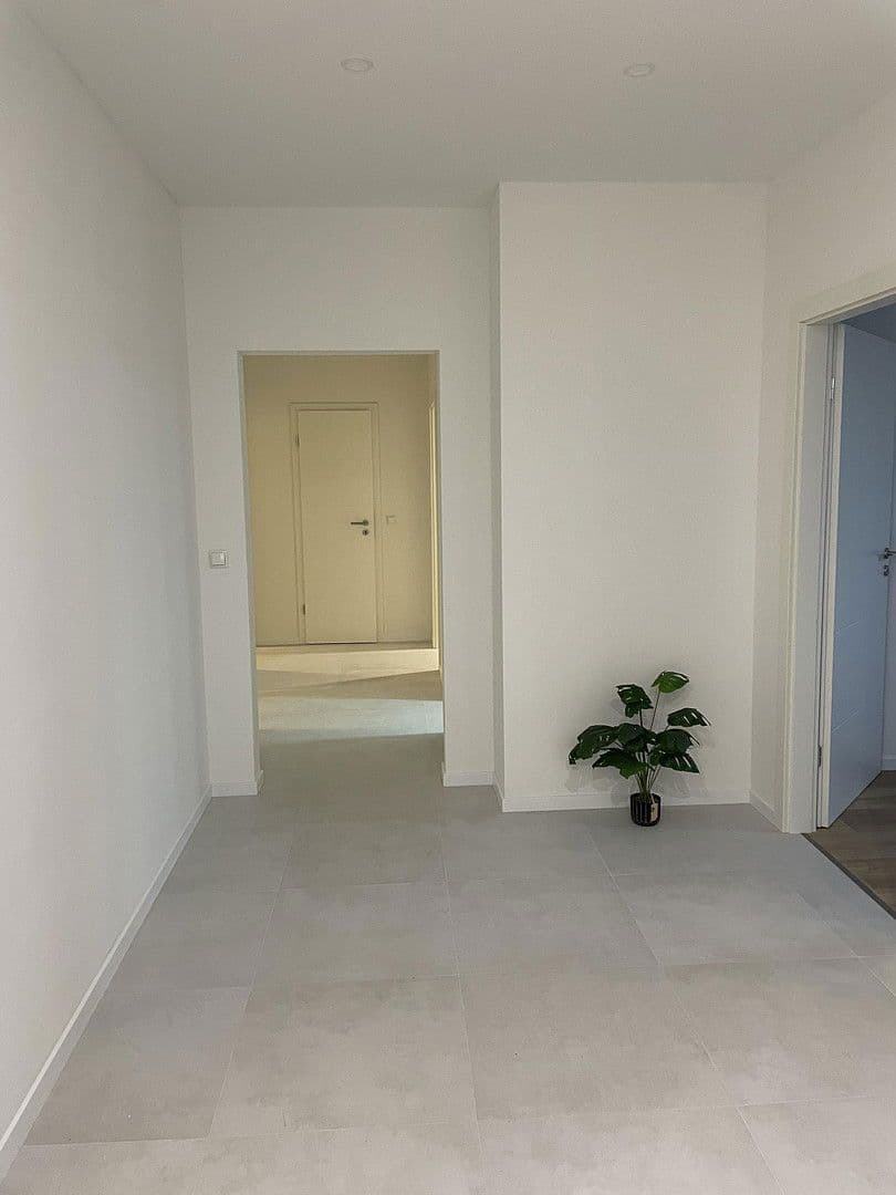 Prenájom bytu 14 m², Grimmeisenstraße 14, München -Bogenhausen, Bavorsko Prenájom bytu 14 m², Grimmeisenstraße 14, München -Bogenhausen, Bavorsko