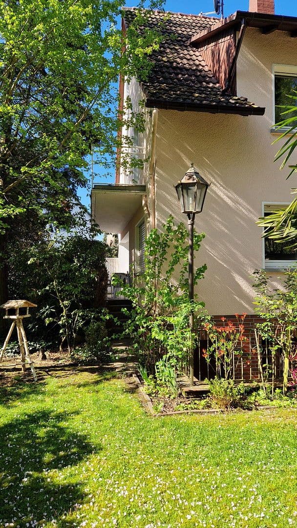 Predaj domu 177 m², pozemek 453 m², Bad Homburg vor der Höhe, Hesensko Predaj domu 177 m², pozemek 453 m², Bad Homburg vor der Höhe, Hesensko