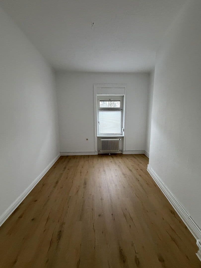 Prenájom bytu 2-izbový 70 m², Am Schloßpark 93, Wiesbaden, Hesensko Prenájom bytu 2-izbový 70 m², Am Schloßpark 93, Wiesbaden, Hesensko