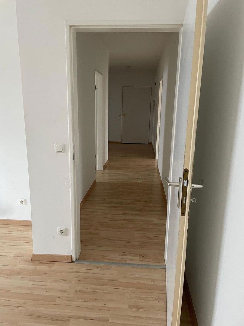 Prenájom bytu 3-izbový 85 m², Usingen, Hesensko Prenájom bytu 3-izbový 85 m², Usingen, Hesensko