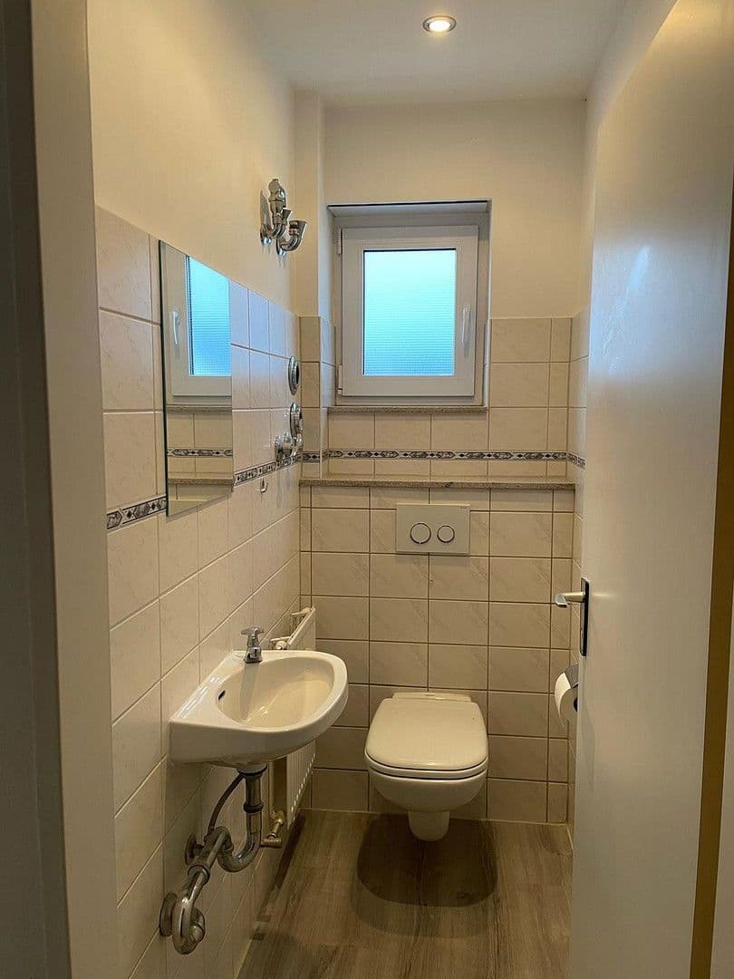 Prenájom bytu 3-izbový 85 m², Usingen, Hesensko Prenájom bytu 3-izbový 85 m², Usingen, Hesensko