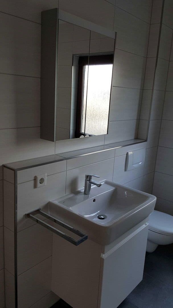 Predaj domu 200 m², pozemek 299 m², Karben, Hesensko Predaj domu 200 m², pozemek 299 m², Karben, Hesensko