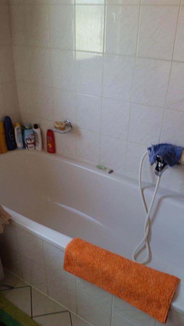 Predaj domu 200 m², pozemek 299 m², Karben, Hesensko Predaj domu 200 m², pozemek 299 m², Karben, Hesensko