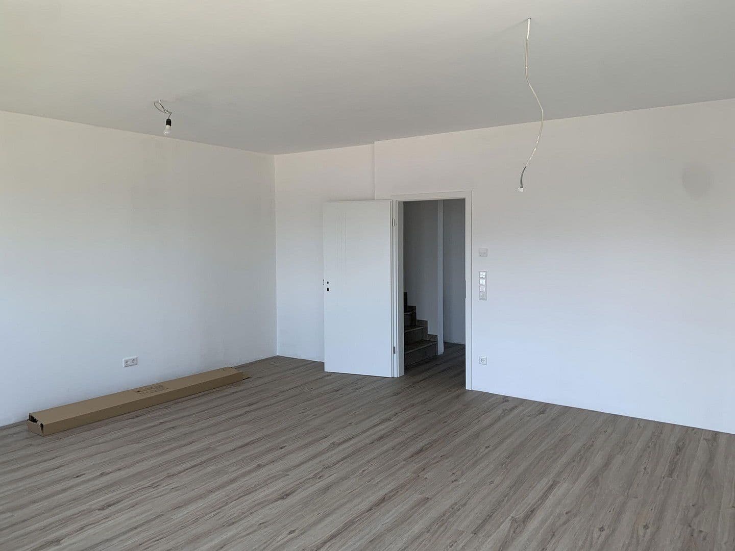 Prenájom domu 172 m², pozemek 368 m², Willich, Severné Porýnie - Westfálsko Prenájom domu 172 m², pozemek 368 m², Willich, Severné Porýnie - Westfálsko