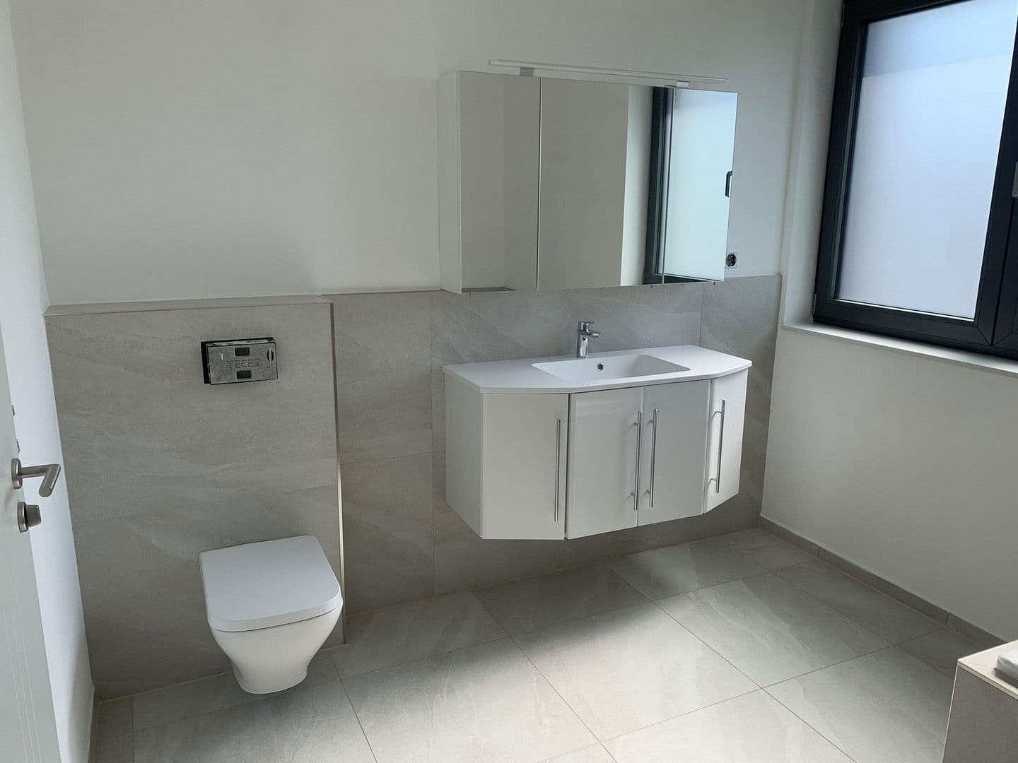 Prenájom domu 172 m², pozemek 368 m², Willich, Severné Porýnie - Westfálsko Prenájom domu 172 m², pozemek 368 m², Willich, Severné Porýnie - Westfálsko