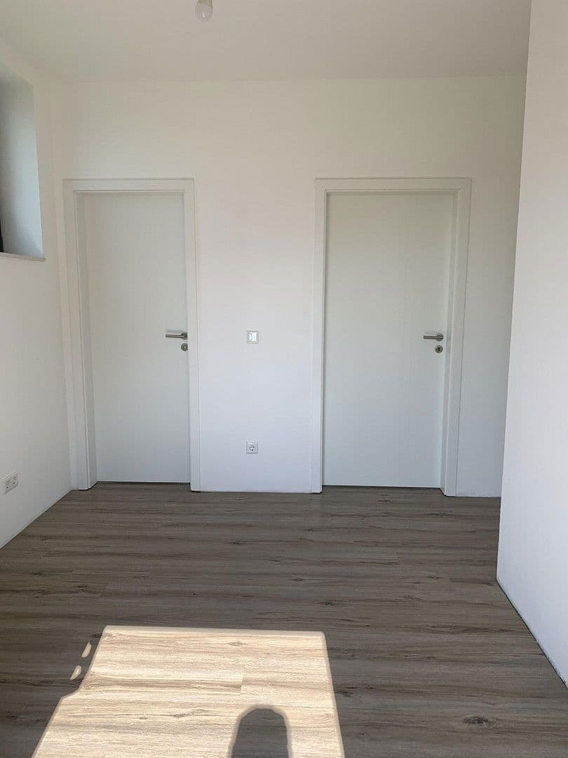 Prenájom domu 172 m², pozemek 368 m², Willich, Severné Porýnie - Westfálsko Prenájom domu 172 m², pozemek 368 m², Willich, Severné Porýnie - Westfálsko