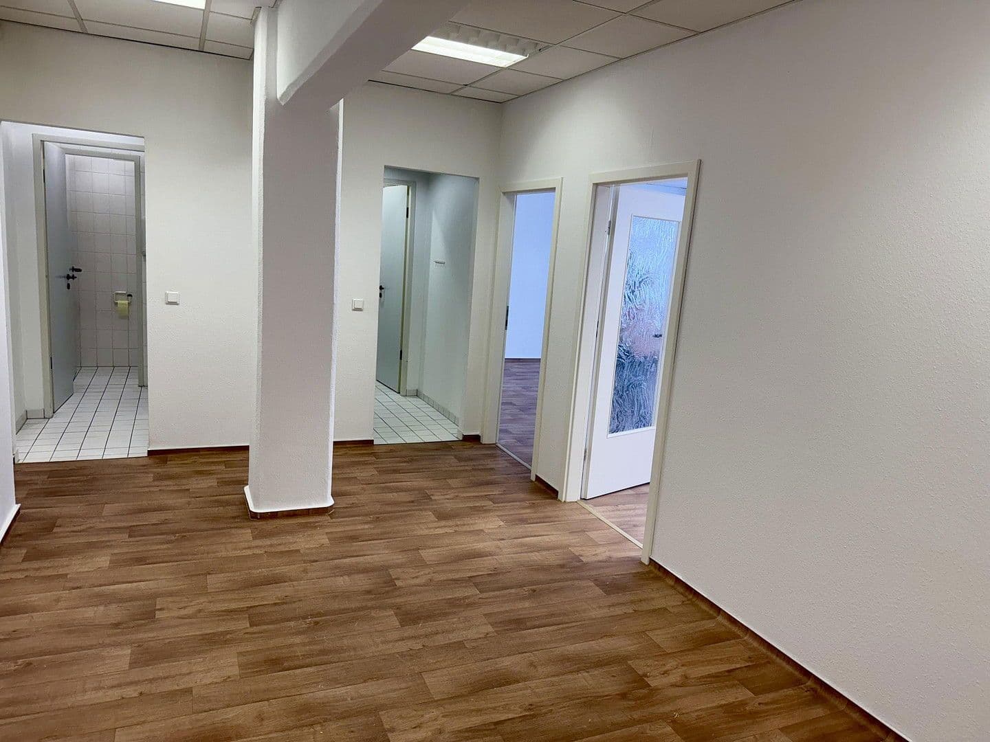 Prenájom kancelárie 85 m², Lübecker Straße 25-27, Schwerin - Altstadt, Meklenbursko-Predpomoransko Prenájom kancelárie 85 m², Lübecker Straße 25-27, Schwerin - Altstadt, Meklenbursko-Predpomoransko