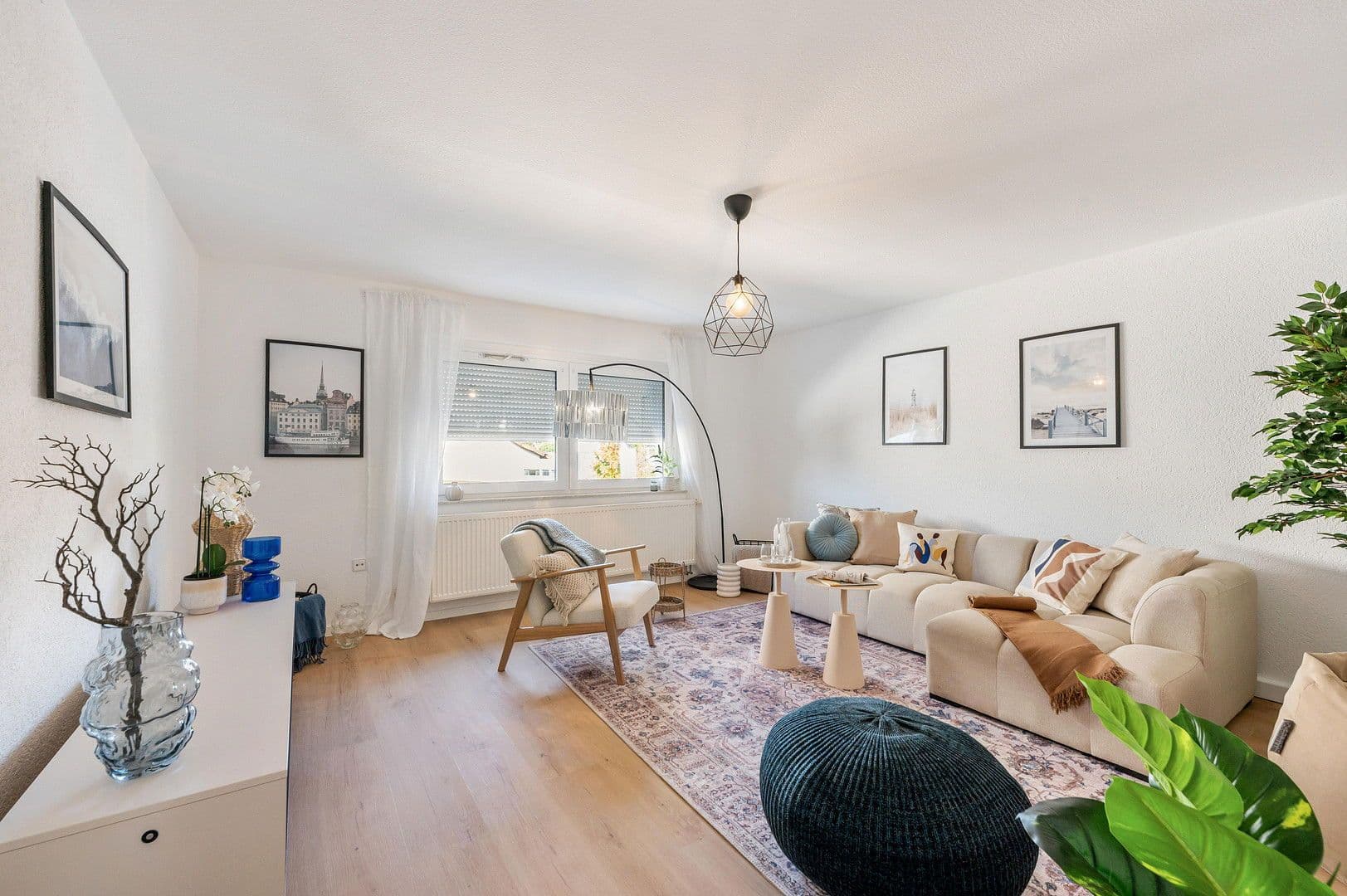 Prenájom bytu 3-izbový 81 m², Ringstraße 11, Walldürn, Bádensko-Wurttembersko Prenájom bytu 3-izbový 81 m², Ringstraße 11, Walldürn, Bádensko-Wurttembersko