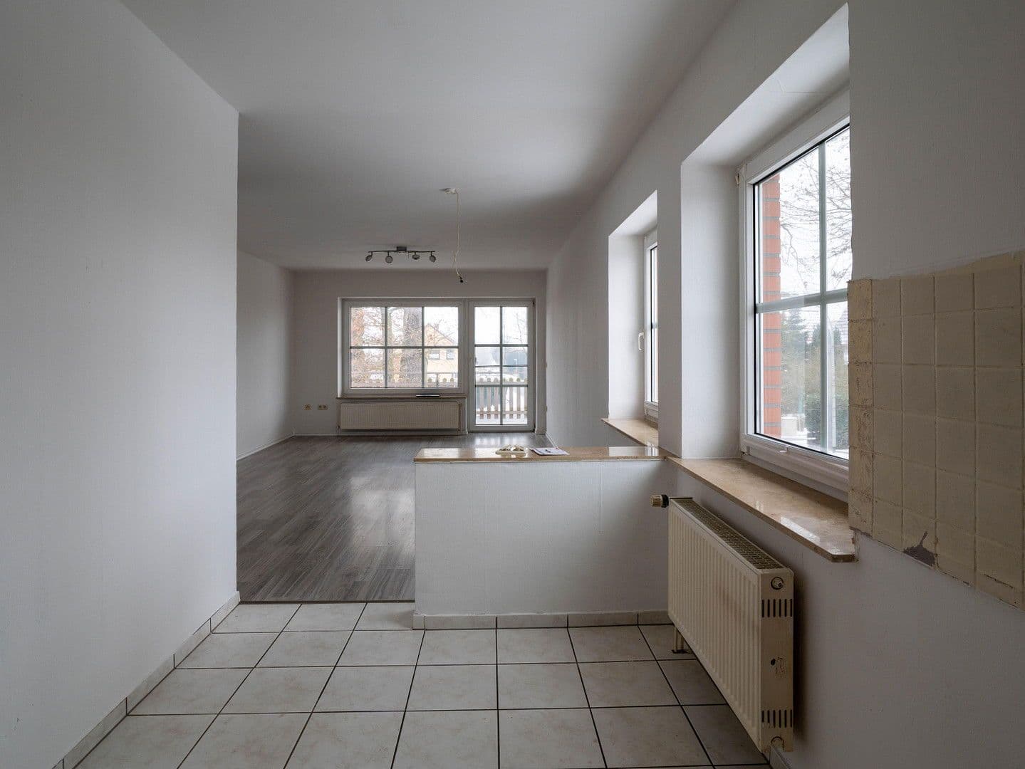 Prenájom bytu 4-izbový 90 m², Grasseler Straße 90, Braunschweig, Dolné Sasko Prenájom bytu 4-izbový 90 m², Grasseler Straße 90, Braunschweig, Dolné Sasko