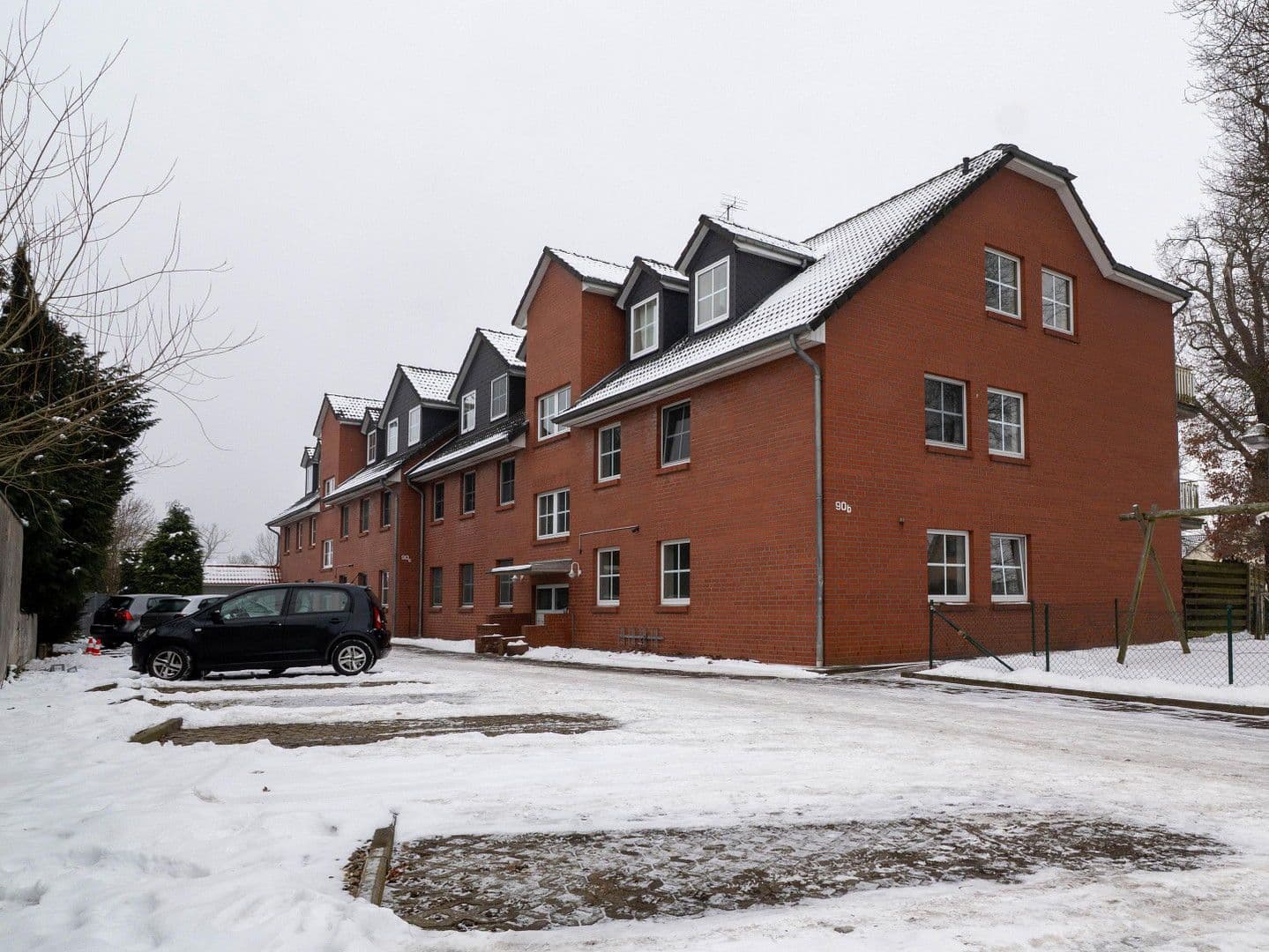 Prenájom bytu 4-izbový 90 m², Grasseler Straße 90, Braunschweig, Dolné Sasko Prenájom bytu 4-izbový 90 m², Grasseler Straße 90, Braunschweig, Dolné Sasko