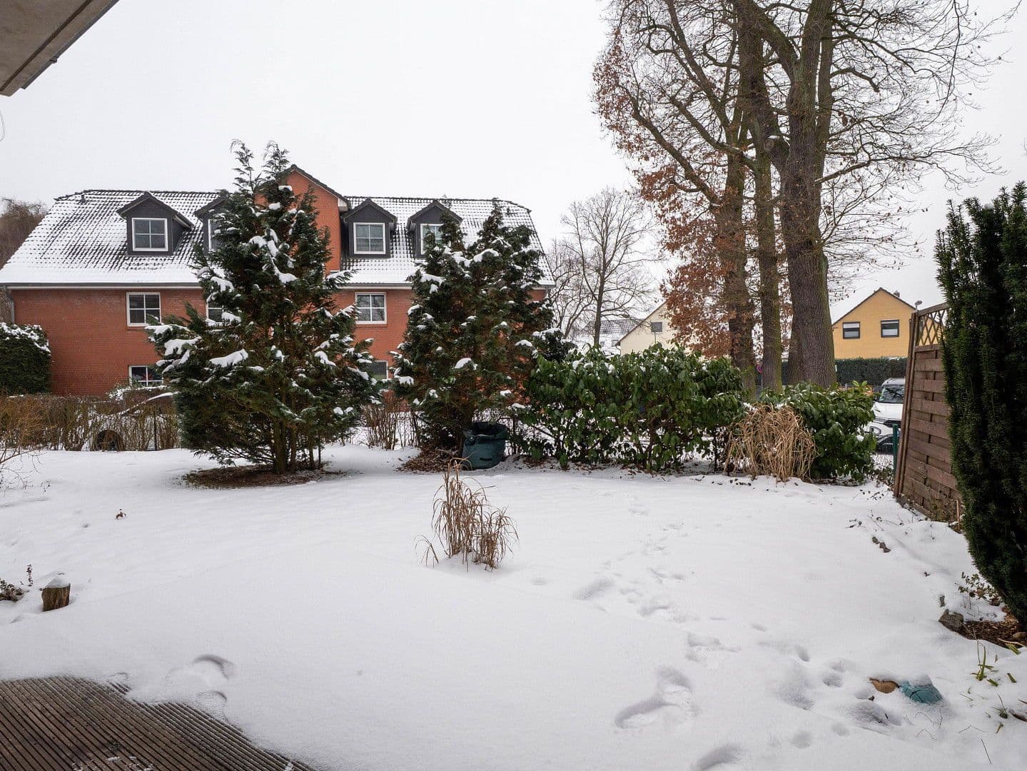 Prenájom bytu 4-izbový 90 m², Grasseler Straße 90, Braunschweig, Dolné Sasko Prenájom bytu 4-izbový 90 m², Grasseler Straße 90, Braunschweig, Dolné Sasko