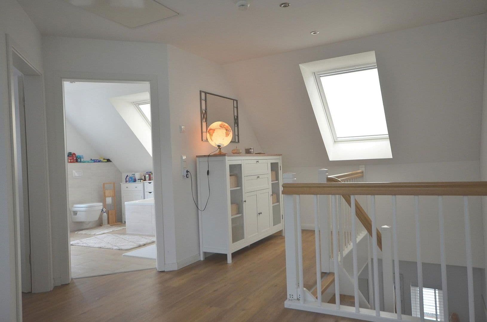 Prenájom domu 142 m², pozemek 511 m², Seppenser Mühlenweg 113B, Buchholz in der Nordheide, Dolné Sasko Prenájom domu 142 m², pozemek 511 m², Seppenser Mühlenweg 113B, Buchholz in der Nordheide, Dolné Sasko