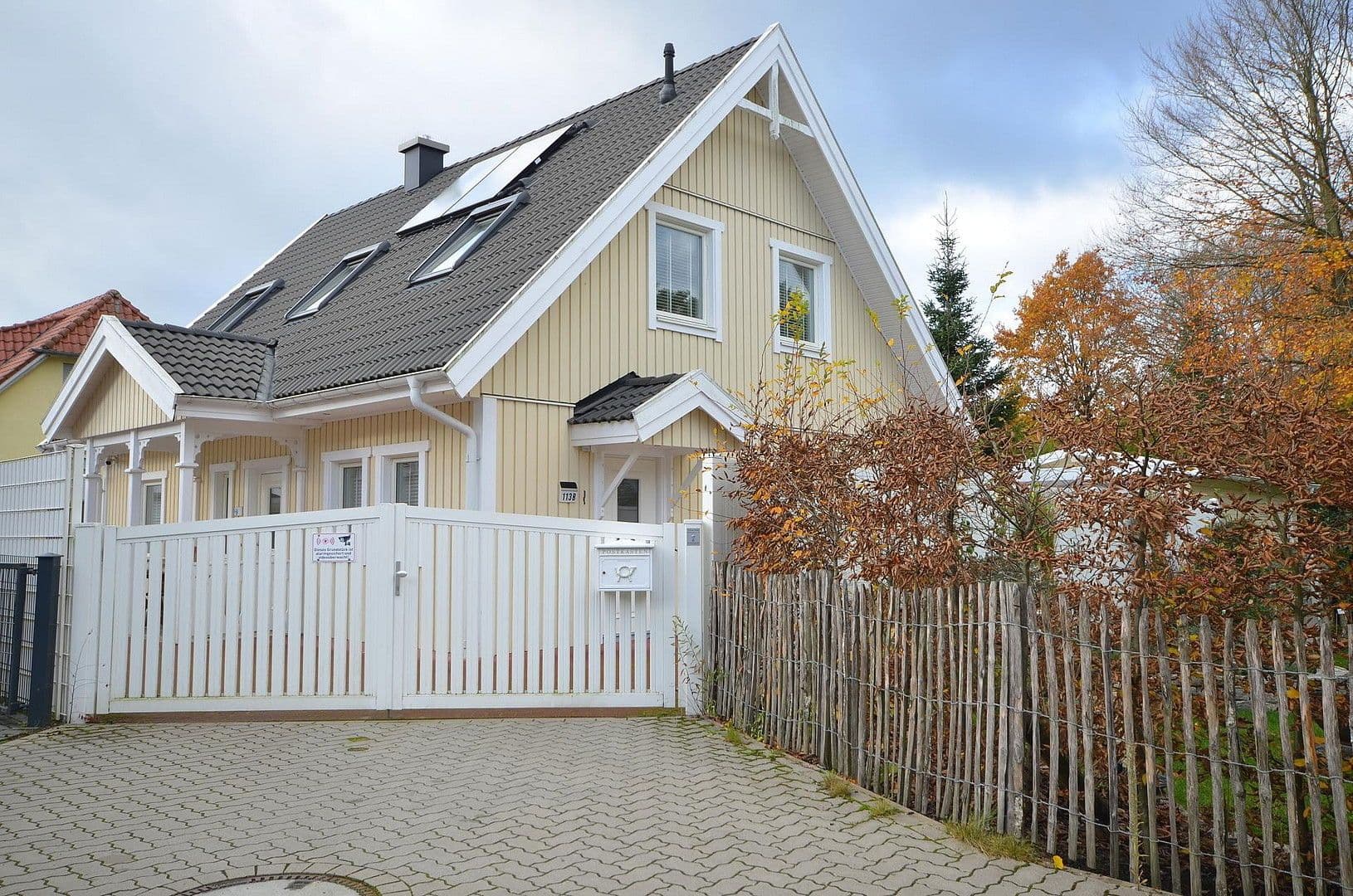 Prenájom domu 142 m², pozemek 511 m², Seppenser Mühlenweg 113B, Buchholz in der Nordheide, Dolné Sasko Prenájom domu 142 m², pozemek 511 m², Seppenser Mühlenweg 113B, Buchholz in der Nordheide, Dolné Sasko