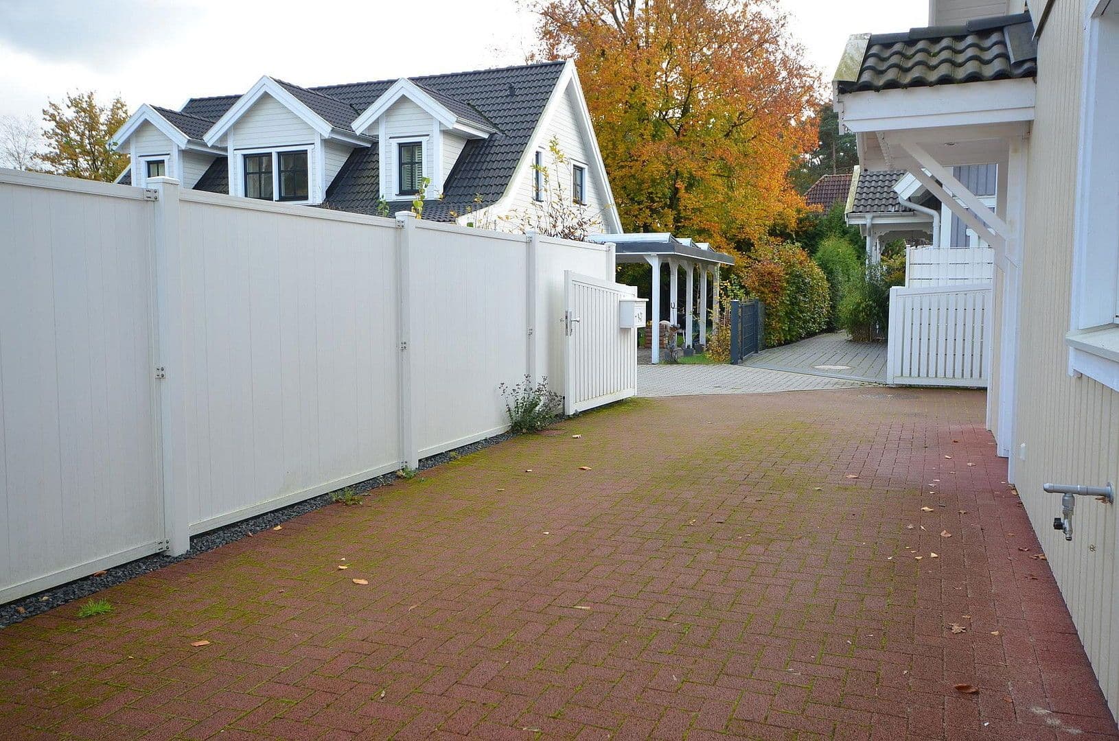 Prenájom domu 142 m², pozemek 511 m², Seppenser Mühlenweg 113B, Buchholz in der Nordheide, Dolné Sasko Prenájom domu 142 m², pozemek 511 m², Seppenser Mühlenweg 113B, Buchholz in der Nordheide, Dolné Sasko