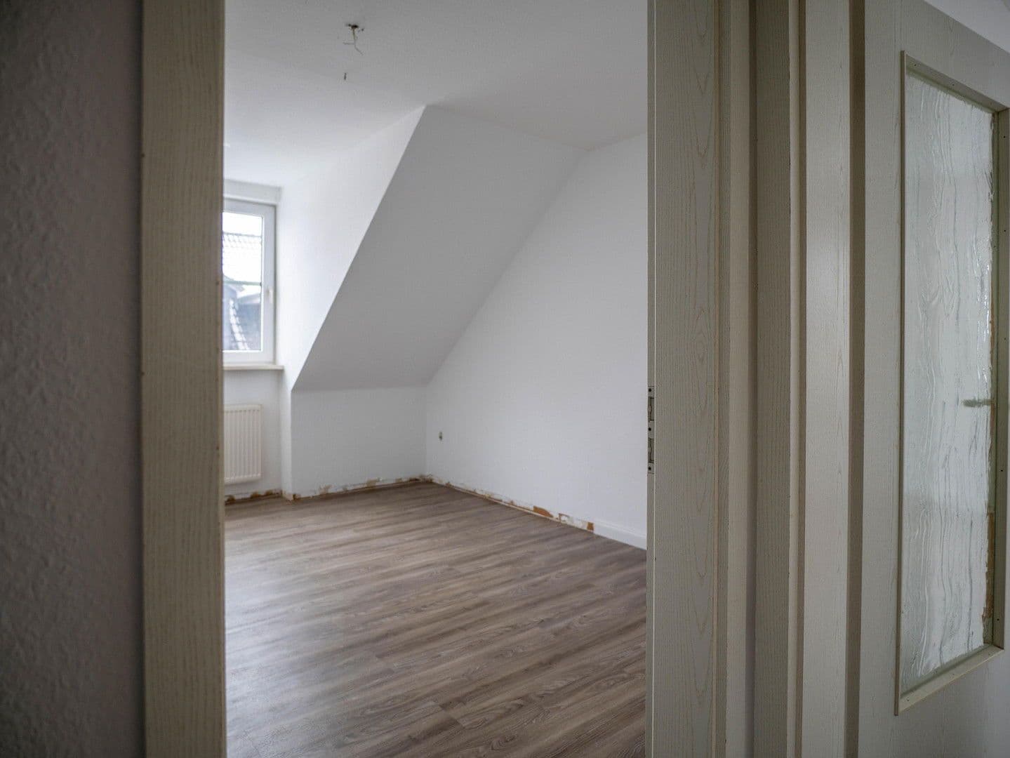 Prenájom bytu 4-izbový 74 m², Grasseler Straße 90, Braunschweig, Dolné Sasko Prenájom bytu 4-izbový 74 m², Grasseler Straße 90, Braunschweig, Dolné Sasko
