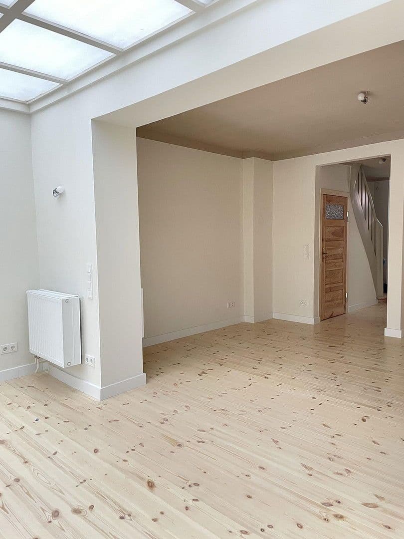 Predaj domu 120 m², pozemek 165 m², Berlin, Berlín Predaj domu 120 m², pozemek 165 m², Berlin, Berlín