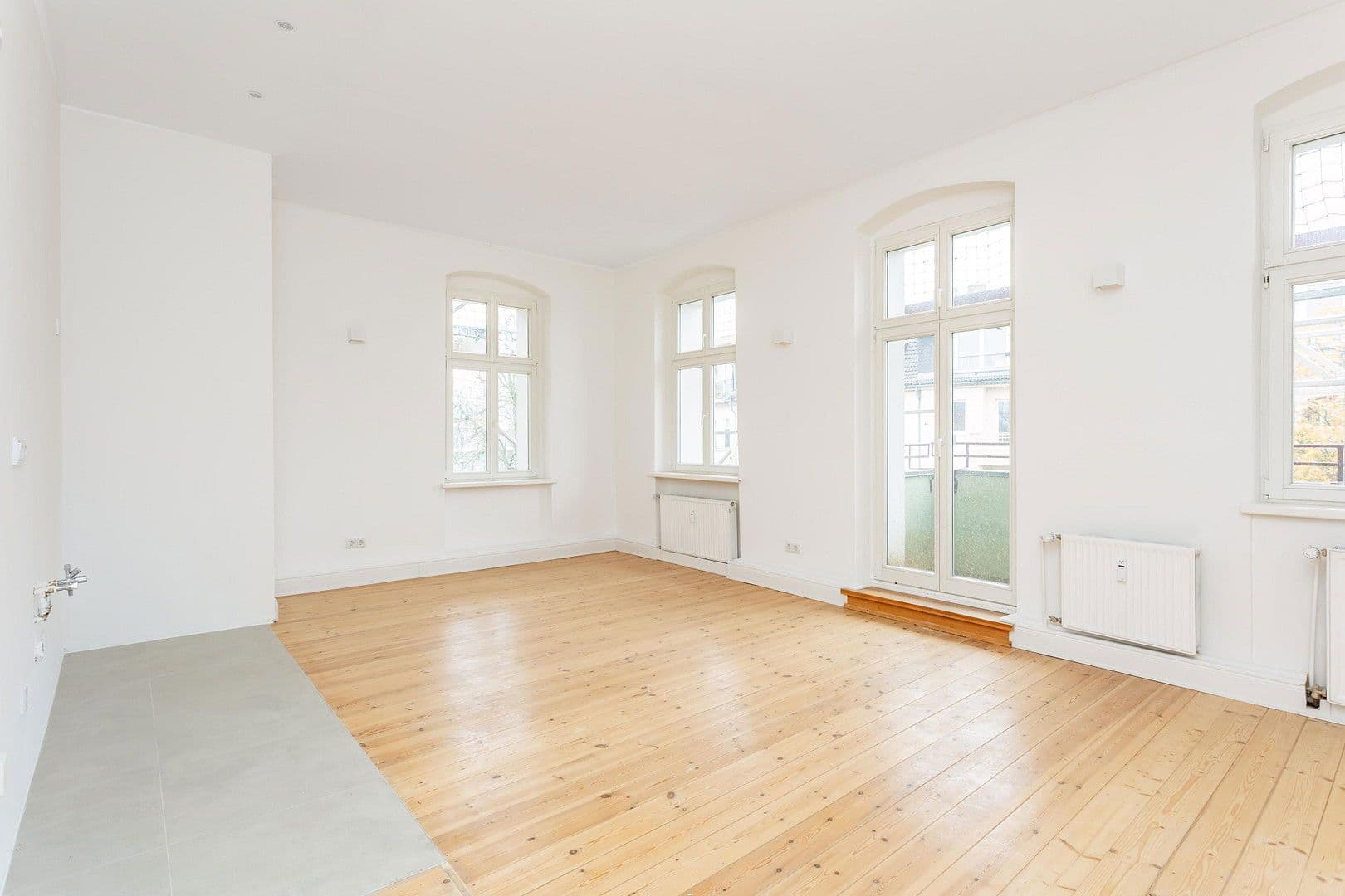 Predaj bytu 3-izbový 95 m², Külzer Straße 2, Berlin, Berlín Predaj bytu 3-izbový 95 m², Külzer Straße 2, Berlin, Berlín