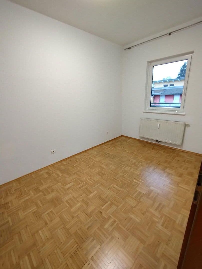 Prenájom bytu 3-izbový 47 m², Graz, Štajersko Prenájom bytu 3-izbový 47 m², Graz, Štajersko