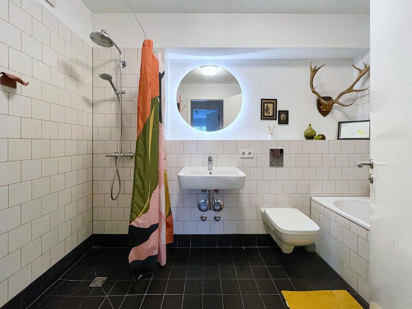 Predaj bytu 4-izbový 123 m², Berlin - Tempelhof, Berlín Predaj bytu 4-izbový 123 m², Berlin - Tempelhof, Berlín