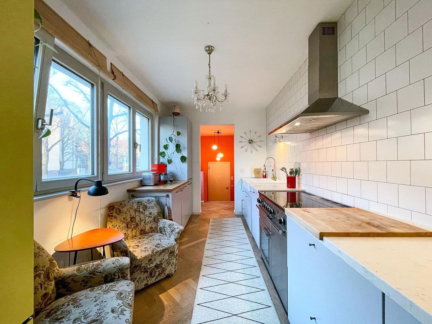 Predaj bytu 4-izbový 123 m², Berlin - Tempelhof, Berlín Predaj bytu 4-izbový 123 m², Berlin - Tempelhof, Berlín