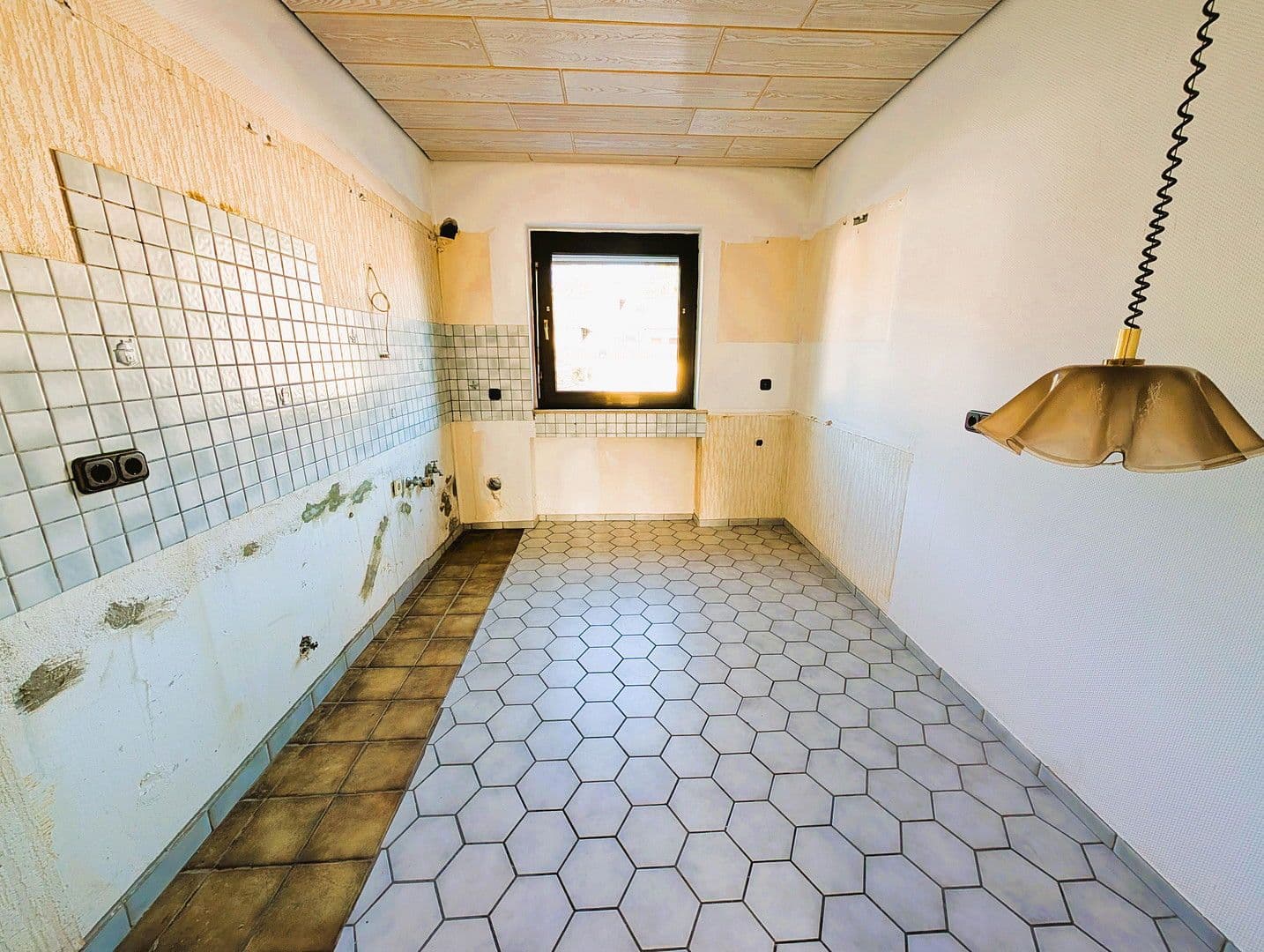 Predaj bytu 3-izbový 95 m², Mülheim an der Ruhr, Severné Porýnie - Westfálsko Predaj bytu 3-izbový 95 m², Mülheim an der Ruhr, Severné Porýnie - Westfálsko