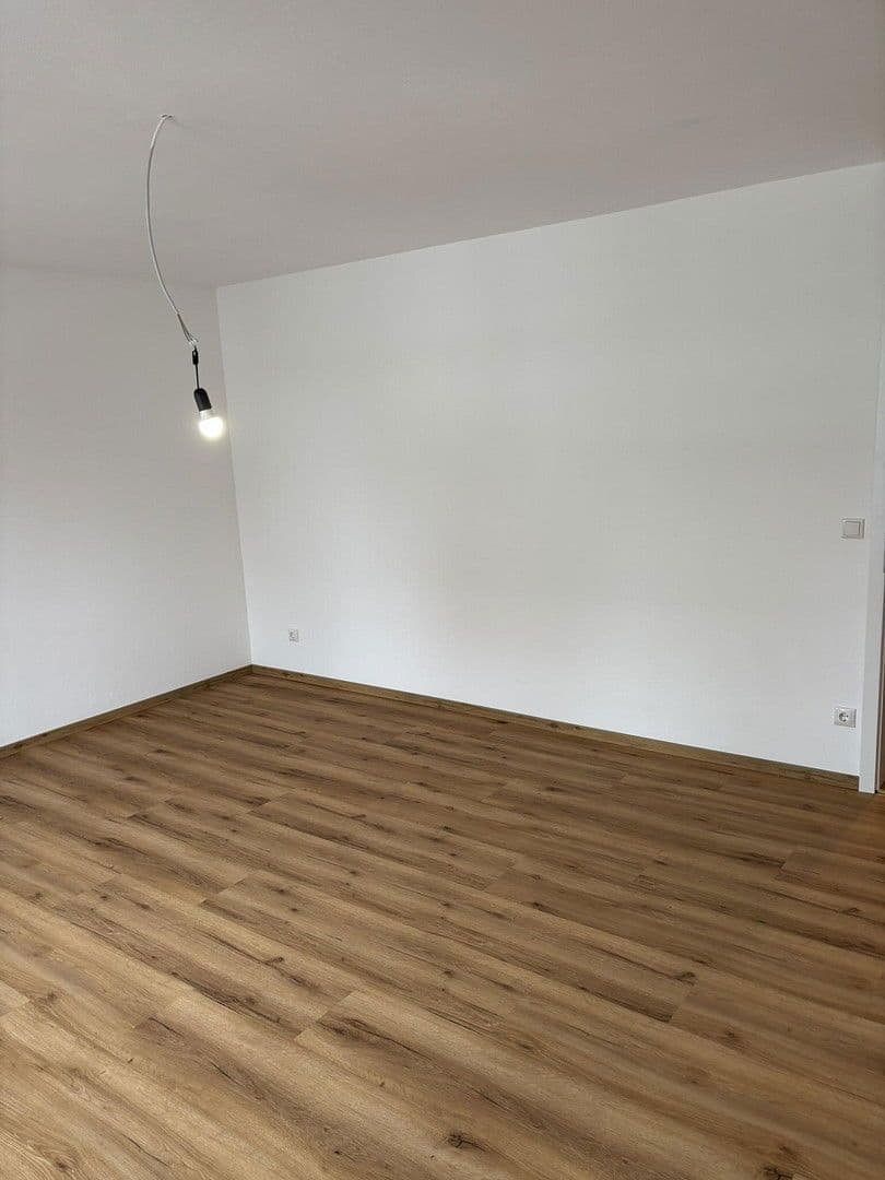 Prenájom bytu 3-izbový 90 m², Straubing, Bavorsko Prenájom bytu 3-izbový 90 m², Straubing, Bavorsko